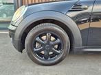Mini Mini Clubman 1.4 One 50th Anniversary | Pano | Airco |, Voorwielaandrijving, Gebruikt, 4 stoelen, Zwart