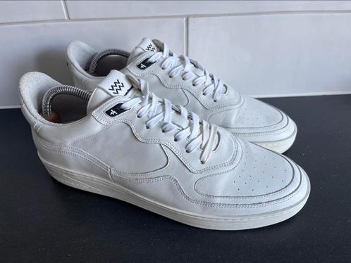 Floris van Bommel sneakers maat 9.5 / 43.5, Kleding | Heren, Schoenen, Zo goed als nieuw, Sneakers of Gympen, Wit, Ophalen of Verzenden