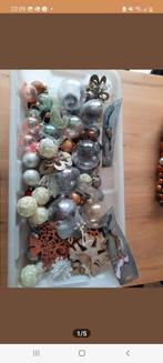 Kerst accessoires en ballen diversen met bak, Ophalen of Verzenden, Zo goed als nieuw