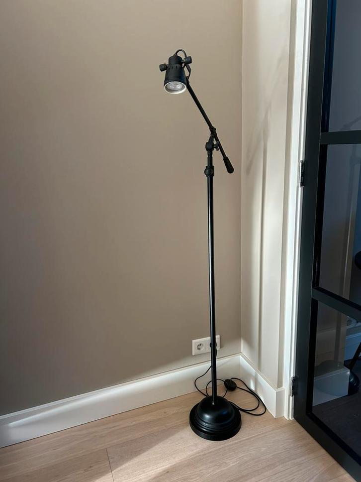 Landelijke/stoere/industriele leeslamp, Huis en Inrichting, Lampen | Vloerlampen, Zo goed als nieuw, 150 tot 200 cm, Metaal, Ophalen