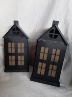 2 Zwarte metalen huisjes met verlichting, Ophalen of Verzenden, Gebruikt