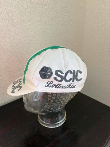 Vintage koerspet wielerpet SCIC Bottecchia beschikbaar voor biedingen