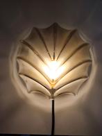 Vintage wandlamp Art Deco Hillebrand schelp blad vorm lamp, Ophalen of Verzenden, Glas, Art Deco