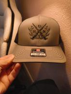 Hunter Trucker Pet - Antlers Design, Nieuw, Pet, Hunter, One size fits all