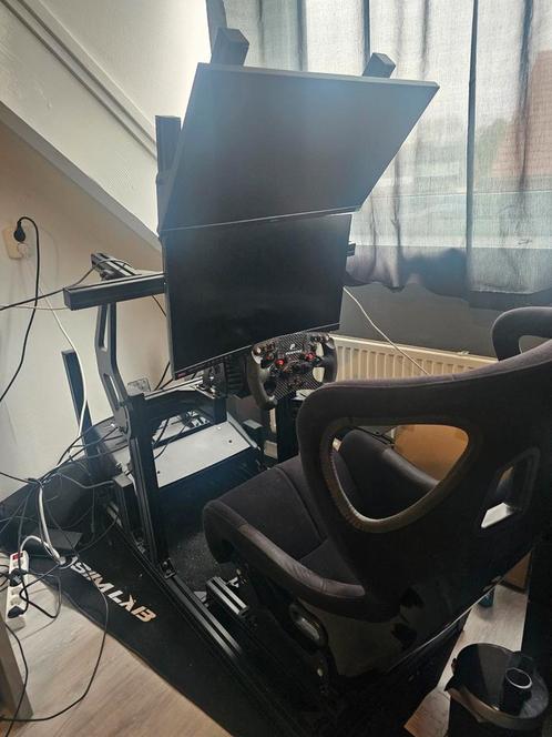 Professionele race simulator - Fanatec  - Simlab GT1 Evo, Spelcomputers en Games, Spelcomputers | Xbox | Accessoires, Zo goed als nieuw