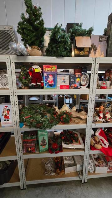 Grote partij kerstspullen beschikbaar voor biedingen