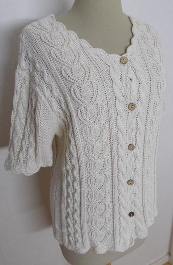 Mooi trachten look beige kabel vest! L beschikbaar voor biedingen