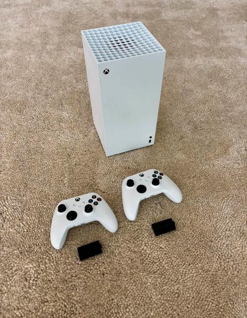Xbox series X 1tb Wit + 2 controllers, Spelcomputers en Games, Spelcomputers | Xbox Series X en S, Zo goed als nieuw, Ophalen of Verzenden