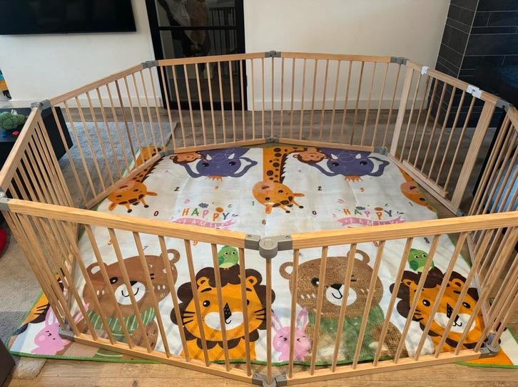 Houten Grondbox xxl 7,2 meter. Inklapbaar mer deurtje, Kinderen en Baby's, Boxen, Zo goed als nieuw, Overige vormen, Boxkleed