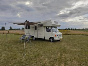 Leuke Mercedes Camper oldtimer, op benzine en belastingvrij! beschikbaar voor biedingen