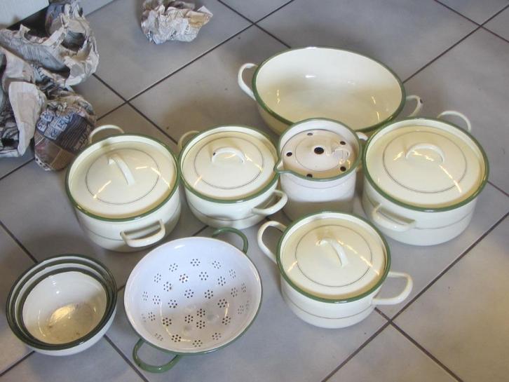 partijtje emaille brocante,  pannen, melkkoker vergiet teil., Antiek en Kunst, Antiek | Emaille, Ophalen