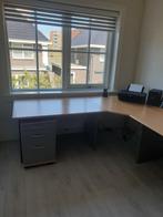 mooi groot buro met kast, Huis en Inrichting, Bureaus, Zo goed als nieuw, Ophalen