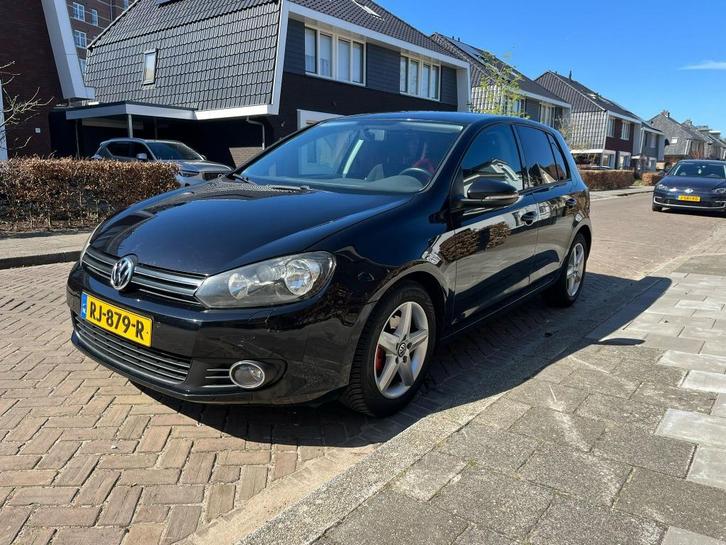 VW Golf 1.4 TSI DSG 2009 5 deurs ! Stoelverw, CC, PDC etc, Auto's, Volkswagen, Particulier, Golf, Airbags, Airconditioning, Apple Carplay