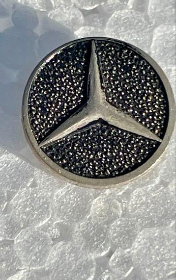 Mercedes-Benz Ster Embleem Speldje beschikbaar voor biedingen