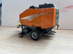 Gallegani rondebalenpers 1:32, Hobby en Vrije tijd, Modelauto's | 1:32, Ophalen of Verzenden, Zo goed als nieuw, Tractor of Landbouw
