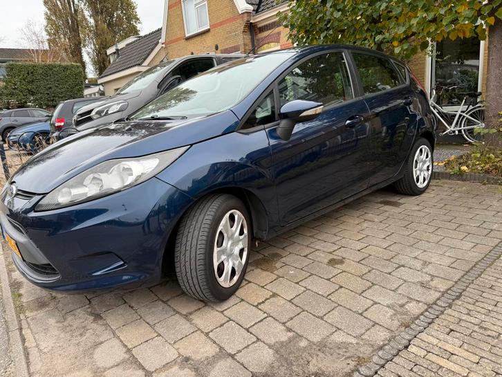 Ford Fiësta 2010 Blauw APK sept ‘26 - distrib.riem vervangen, Auto's, Ford, Particulier, Fiësta, Airconditioning, Centrale vergrendeling