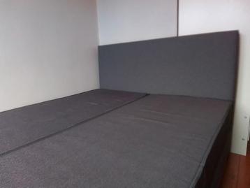 Boxspring met traagschuim matras 