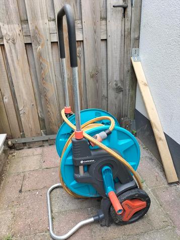 Gardena slanghaspel met 18m tuinslang beschikbaar voor biedingen