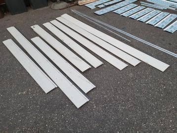 Keralit Gevelbekleding Reststukken Creme beschikbaar voor biedingen