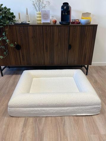 Orthopedisch Hondenkussen - Bouclé - Medium (L94xB74xH20cm) beschikbaar voor biedingen