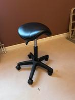 Kappersstoel/rolkrukje/zadelkruk, Huis en Inrichting, Barkrukken, Ophalen, In hoogte verstelbaar, 60 tot 90 cm, Zo goed als nieuw