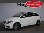 Mercedes-Benz B-Klasse 180 Ambition Navigatie LED Stoelverwa, Auto's, Mercedes-Benz, Voorwielaandrijving, Euro 5, Stof, 4 cilinders