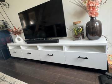 Ikea TV Kast - Zo Goed Als Nieuw beschikbaar voor biedingen