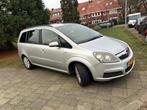 Opel Zafira 1.8 2007 Grijs, Auto's, Opel, Stof, Zwart, 4 cilinders, Trekhaak