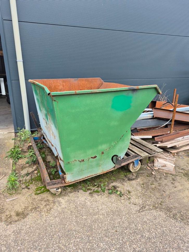 Oudijzer Kantelbak - Afvalcontainer, Doe-het-zelf en Verbouw, Metalen, Ophalen of Verzenden