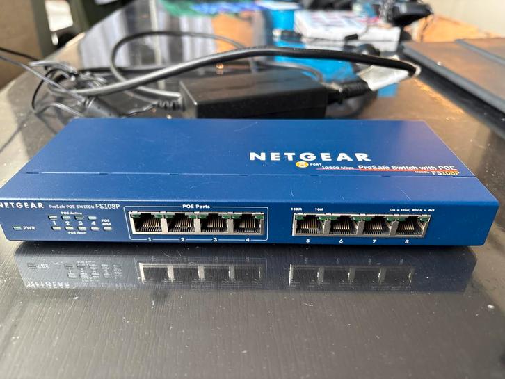 Netgear ProSafe FS108P PoE Switch - 8 Poorten, Computers en Software, Netwerk switches, Gebruikt, Ophalen