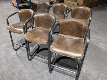 6x metalen Barkrukken - Leer - Kruk met metalen frame beschikbaar voor biedingen