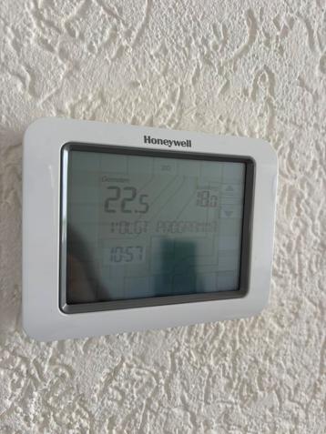 Honeywell thermostaat beschikbaar voor biedingen