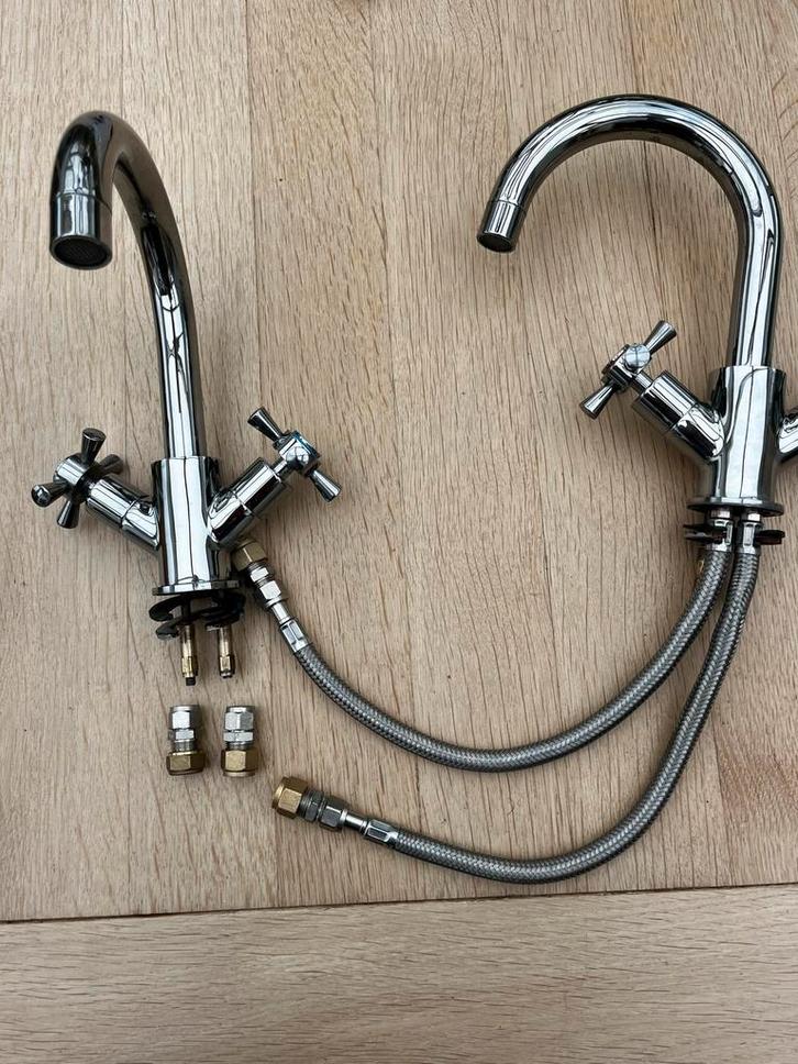 2 IKEA Enskär Wastafelkranen - Zeer Goede Staat, Doe-het-zelf en Verbouw, Sanitair, Zo goed als nieuw, Wastafel, Chroom, Ophalen of Verzenden