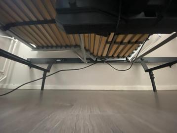 Lattenbodem Bed elektrisch verstelbaar met poten 90 x 210 cm beschikbaar voor biedingen