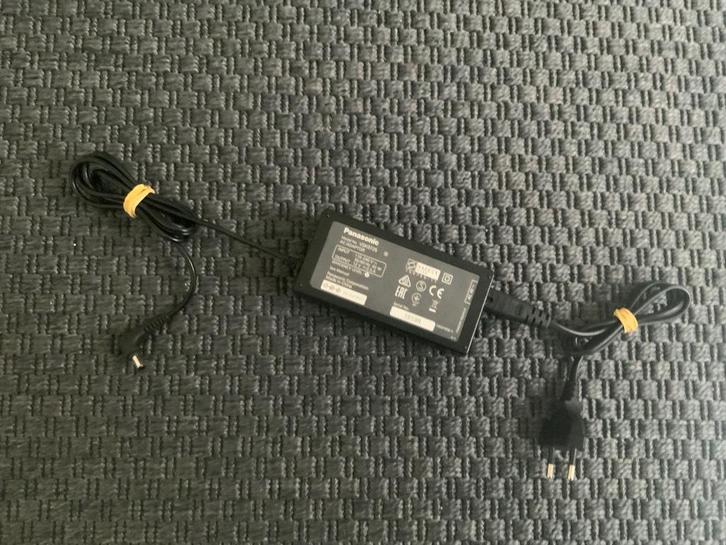 Panasonic VSK0726 laptop adapter / oplader, Computers en Software, Laptop-opladers, Zo goed als nieuw, Ophalen of Verzenden