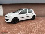 Renault Clio 1.4-16V|AIRCO|ELEK RAMEN|TREKHAAK|, Voorwielaandrijving, Gebruikt, 4 cilinders, Wit