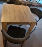 Leuke vierkante tafel met 4 stoelen, Huis en Inrichting, Ophalen
