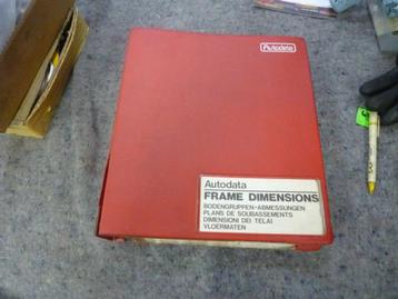 Autodata boek met van vele modellen de bodemmaten 1972 -87 beschikbaar voor biedingen
