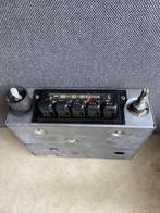 2 st Gebruikte Vintage autoradio's Mitsubishi car en Philips, Auto diversen, Ophalen of Verzenden, Gebruikt