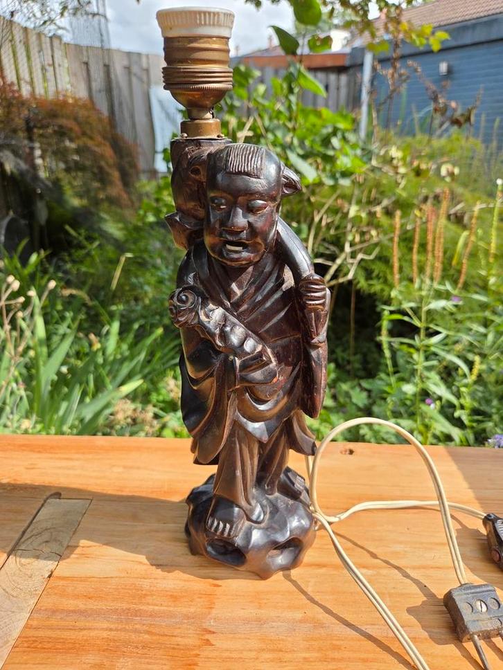 Tafellamp, lamp houtsnijwerk beeld, Antiek en Kunst, Kunst | Beelden en Houtsnijwerken, Ophalen