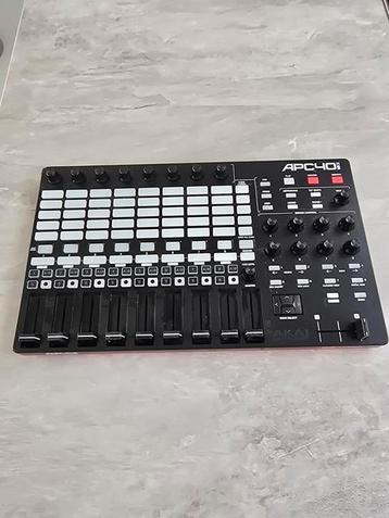 AKAI APC40 MKII beschikbaar voor biedingen