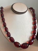 Prachtig vintage collier facet geslepen cherry amber, Ophalen of Verzenden, Overige materialen, Ketting, Verguld