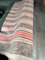 Mooie vintage wollen deken in roze gestreept, Ophalen of Verzenden, Gebruikt