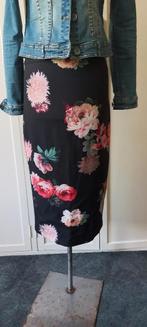 rok van Zara zwart gebloemd maat M nieuw, Maat 38/40 (M), Nieuw, Ophalen of Verzenden, Onder de knie