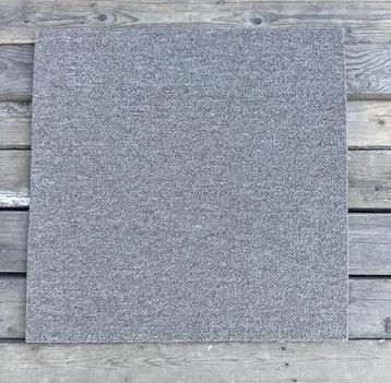 Desso Essence Pure 2911 Taupe (nieuw) 50x50 tapijttegels beschikbaar voor biedingen