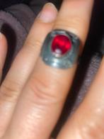 Zilveren ring te koop, Ophalen of Verzenden, Zo goed als nieuw, 17 tot 18, Met edelsteen
