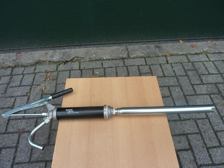 Olievatpomp, Auto diversen, Autogereedschap, Zo goed als nieuw, Ophalen