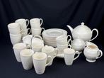 Wedgwood Windsor servies (zie alle foto's), Huis en Inrichting, Keuken | Servies, Ophalen of Verzenden, Zo goed als nieuw, Porselein