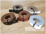 Set leren plankdragers lichtblauw, Huis en Inrichting, Woonaccessoires | Wandplanken en Boekenplanken, Info@hout-art.nl, Nieuw