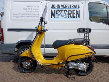 Vespa sprint  beschikbaar voor biedingen